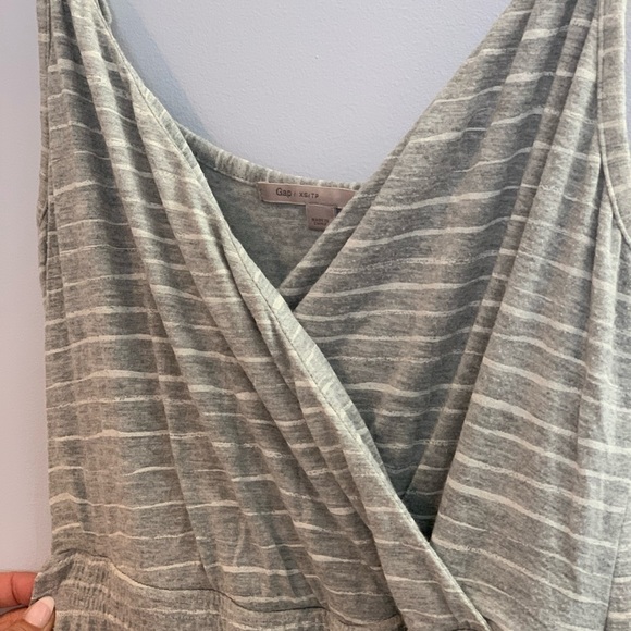 THE GAP MAXI DRESS- GREY/WHITE JERSEY MATERIAL SZ S - Picture 5 of 7